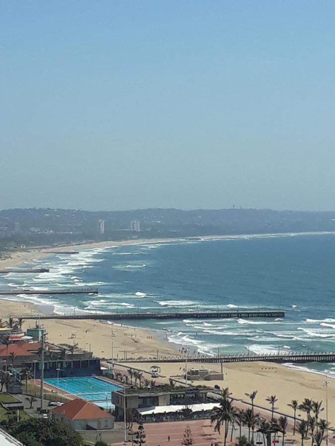 Into The Blue On The Beach Durban Luaran gambar